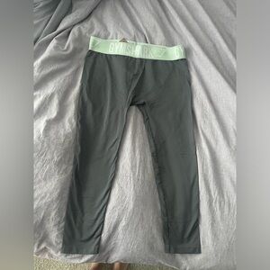 Gymshark crop leggings